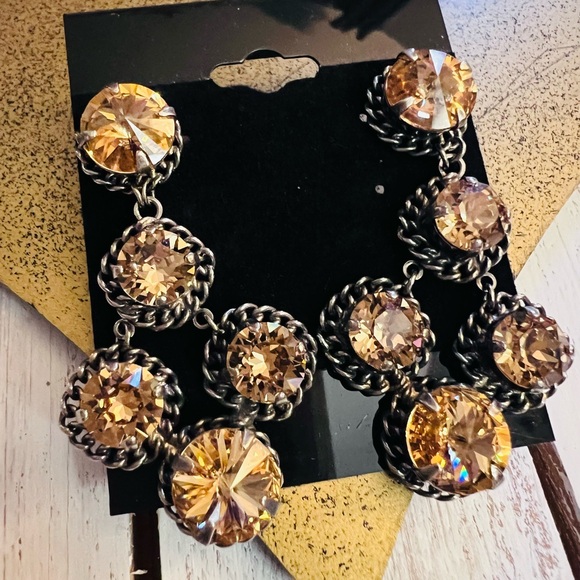 🆕Sorrelli Austrian Chandelier Earrings - Picture 5 of 13